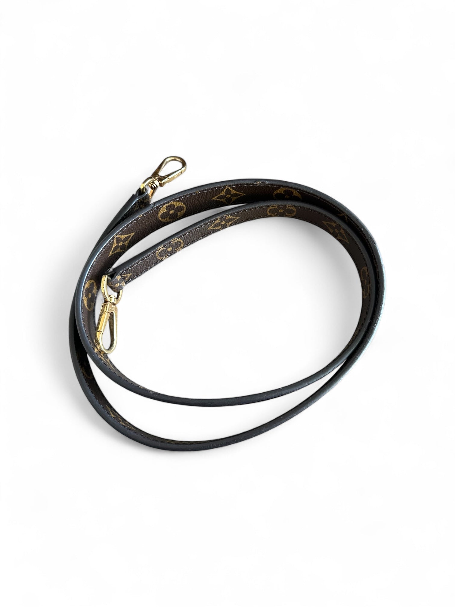 Louis Vuitton Montaigne BB