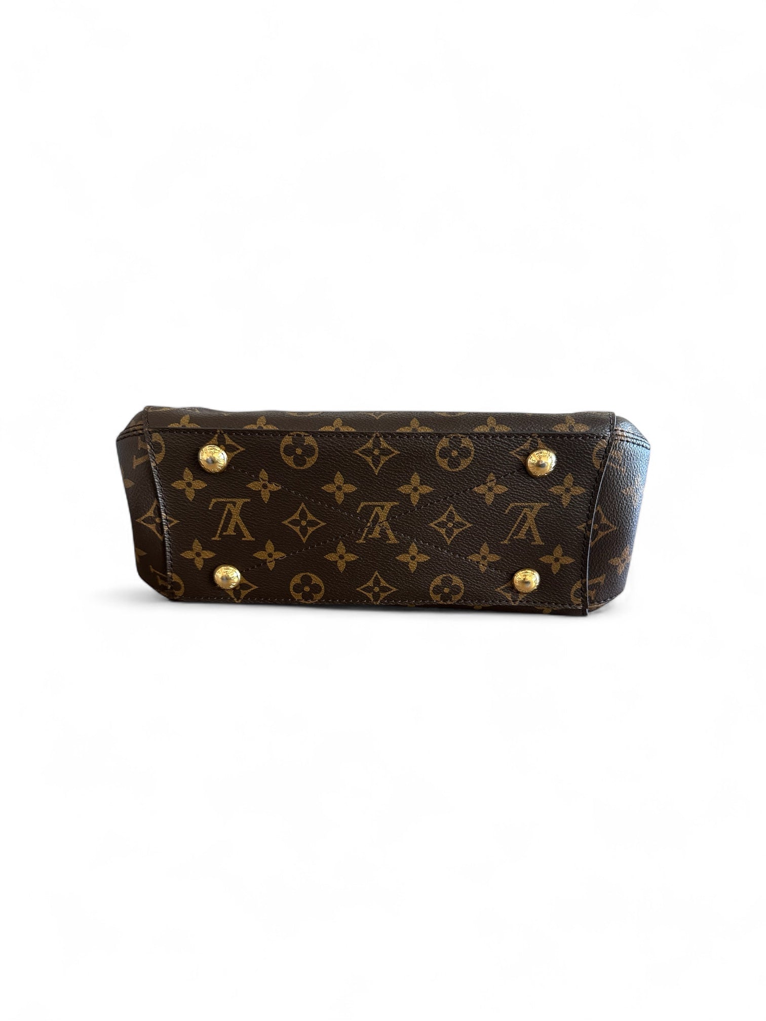 Louis Vuitton Montaigne BB